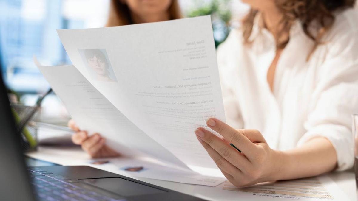 ¿Cuáles son las consecuencias de mentir en el currículum?