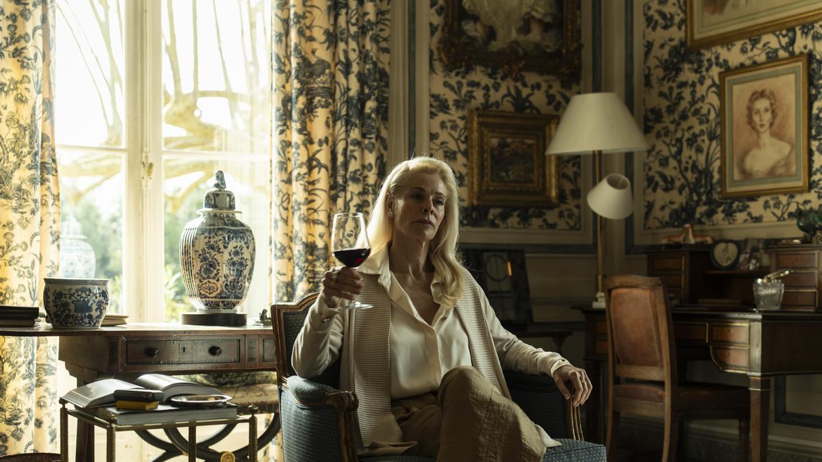 "A Arantxa Echevarría le gusta llevar las historias al extremo, hasta casi la sátira”, afirma la actriz.