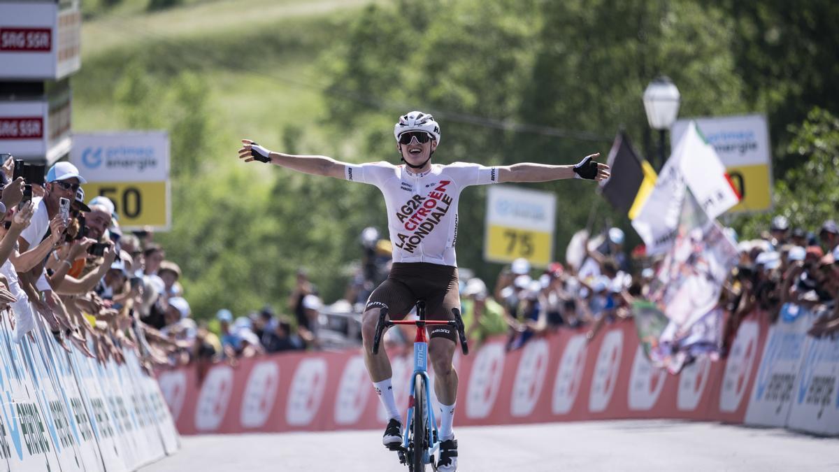 Felix Gall, vencedor de etapa y nuevo líder en Suiza.