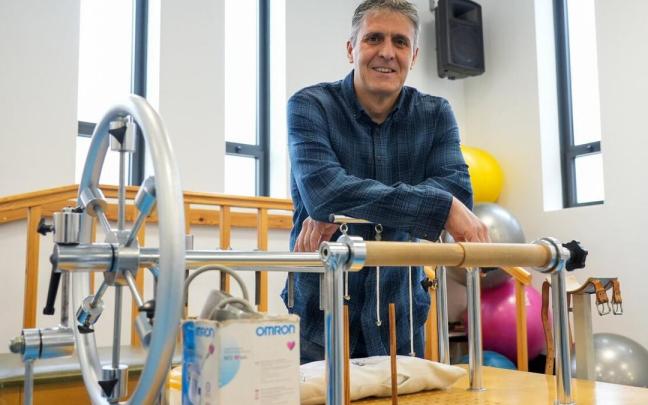 Roberto Ruiz de Apodaca, presidente del Club Deportivo Zuzenak Roberto Ruiz de Apodaca, presidente del Club Deportivo Zuzenak