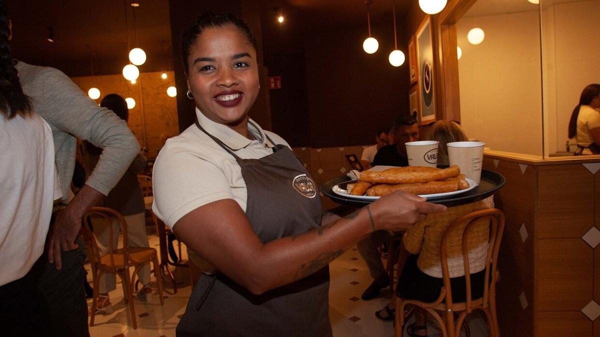 En imágenes: Vitoria ya tiene uno de los mejores chocolates con churros