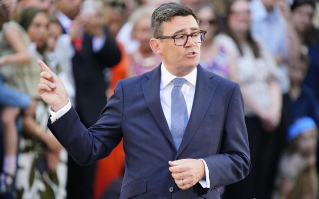 Burnham, primer ministro de Reino Unido.
