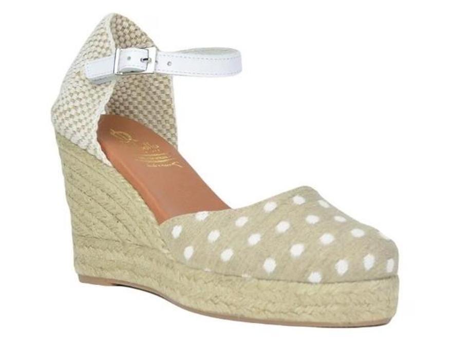 Cuña en tejido de lunares.