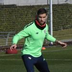 Iñigo Martínez, durante un entrenamiento de la pasada temporada con el Athletic.