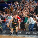 Nikola Radicevic, tras meter el triplazo a dos segundos del final que sirvió para derrotar al Barça en Miribilla.