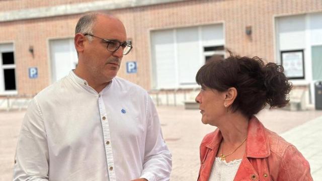 El viceconsejero de Seguridad, Ricardo Ituarte, y la directora de la Ertzaintza, Victoria Landa.