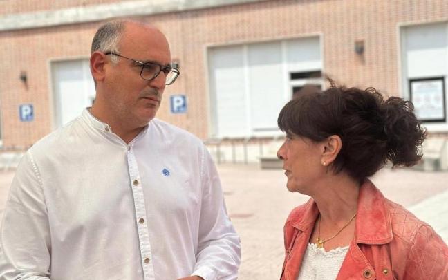 El viceconsejero de Seguridad, Ricardo Ituarte, y la directora de la Ertzaintza, Victoria Landa.