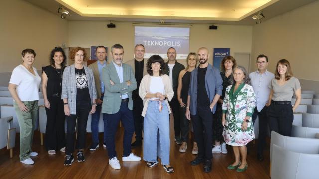 Foto de familia en la presentación de la nueva temporada de ‘Teknopolis’. Foto de familia en la presentación de la nueva temporada de ‘Teknopolis’.