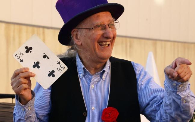 Muere el mago Juan Tamariz a los 83 años.