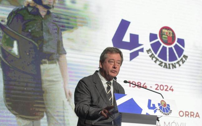 El consejero de Seguridad, Bingen Zupiria, en un acto anterior / Efe El consejero de Seguridad, Bingen Zupiria, en un acto anterior