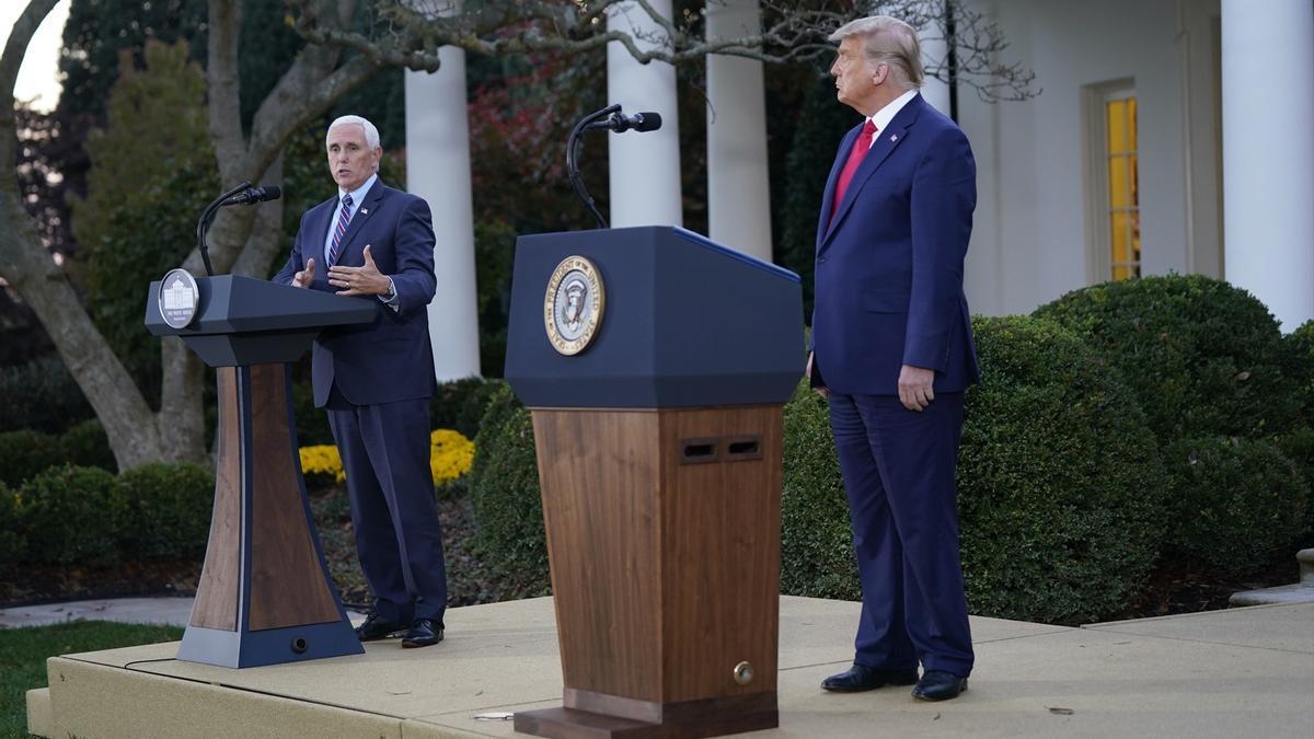 El exvicepresidente estadounidense, Mike Pence, y Donald Trump en una foto de archivo.