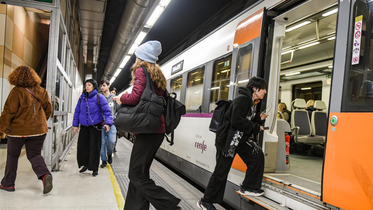 Rodalies seguirá suspendida en Cataluña este domingo