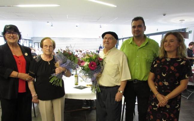 Félix Zubia y María Soledad Raigón, las dos personas de mayor edad que han asistido al homenaje.