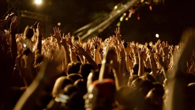 Público en un concierto. / Freepik Público en un concierto.