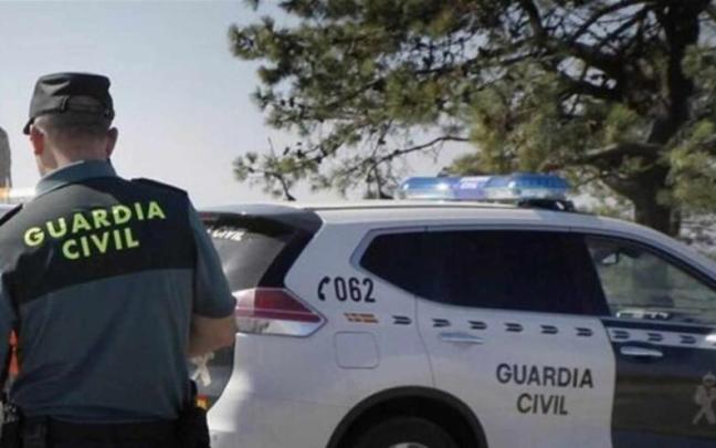 Imagen de recurso de un agente de la Guardia Civil. Imagen de recurso de un agente de la Guardia Civil.