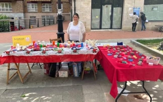 Montserrat Jiménez, creadora de velas en @tulindavela22.
