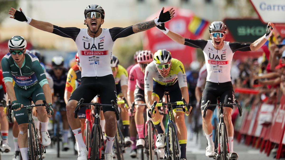 Sebastian Molano vence al esprint en Zaragoza.