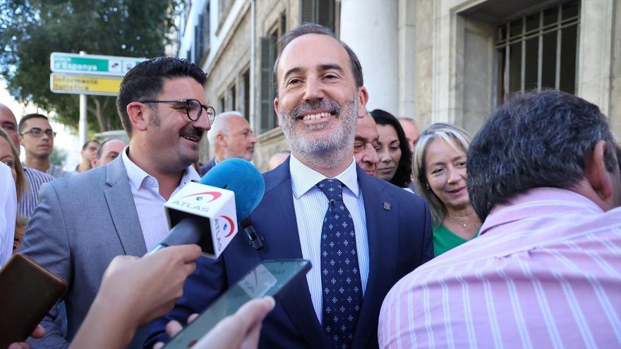 El presidente del Parlament balear, Gabriel Le Senne, a su llegada a los juzgados de Vía Alemania.