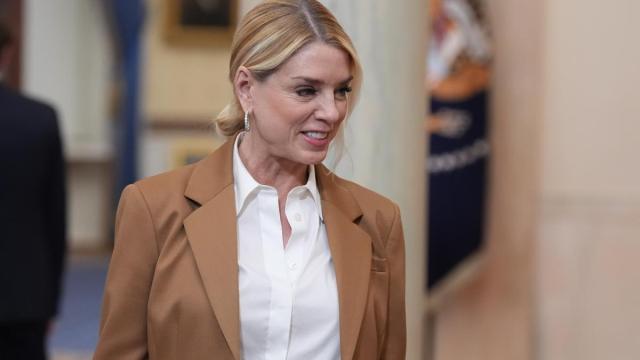 La exfiscal general de Estados Unidos, Pam Bondi.
