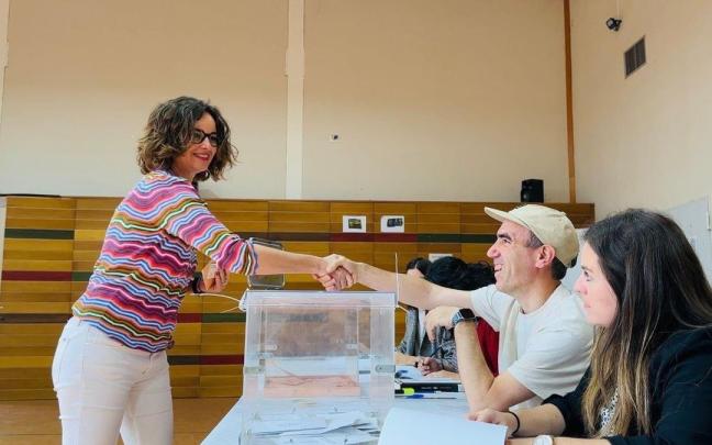 La candidata a diputada general de Bizkaia por el PNV, Elixabete Etxanobe.