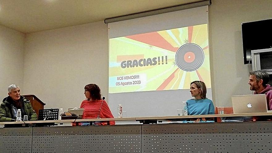 Presentación de la segunda edición durante las jornadas en torno a Azagra.