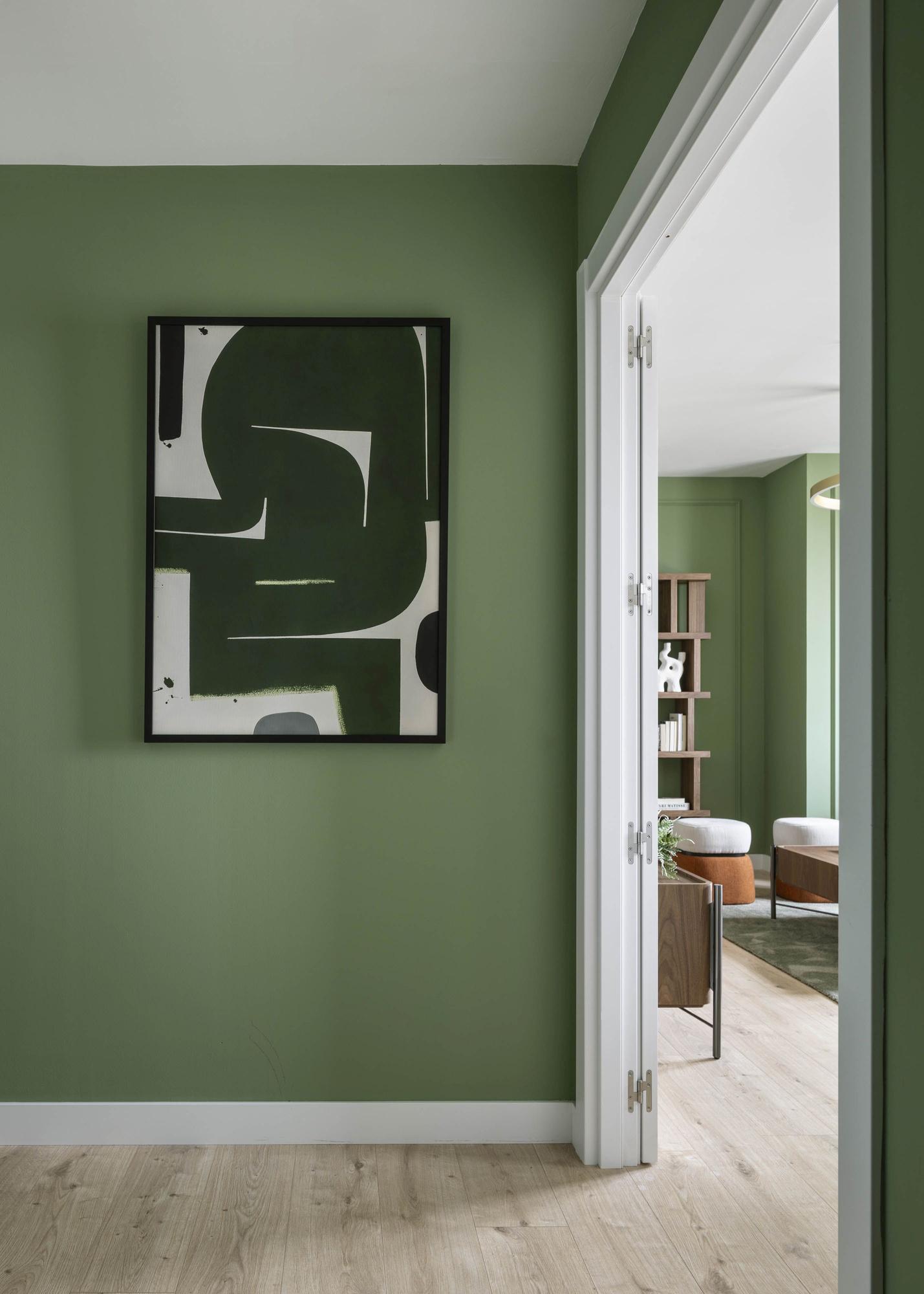 El recibidor, también en tono verde.