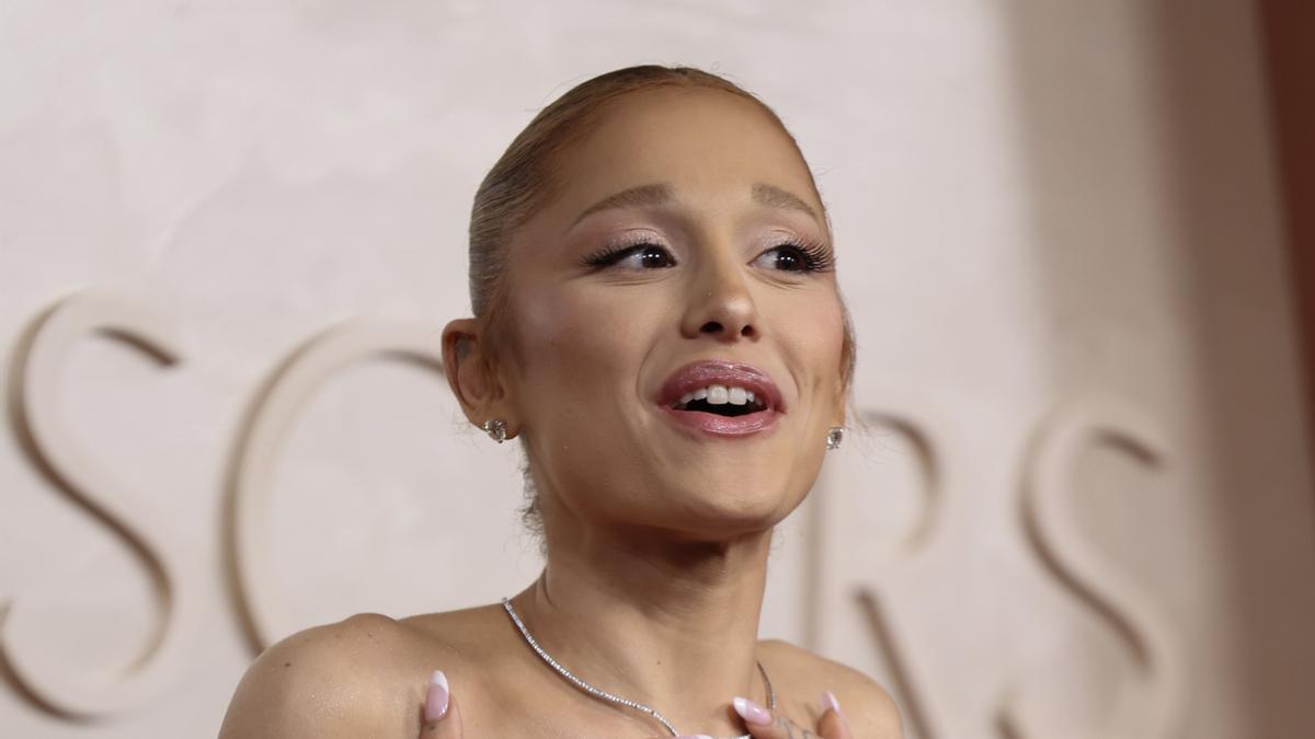 Ariana Grande.