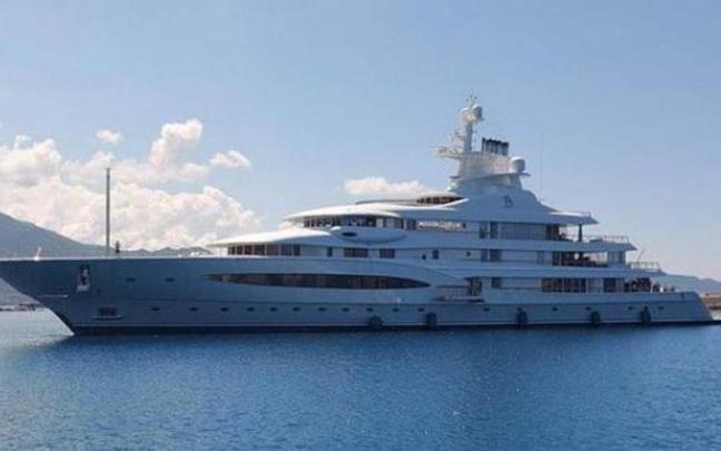 Imagen del 'Mayan Queen IV' navegando.