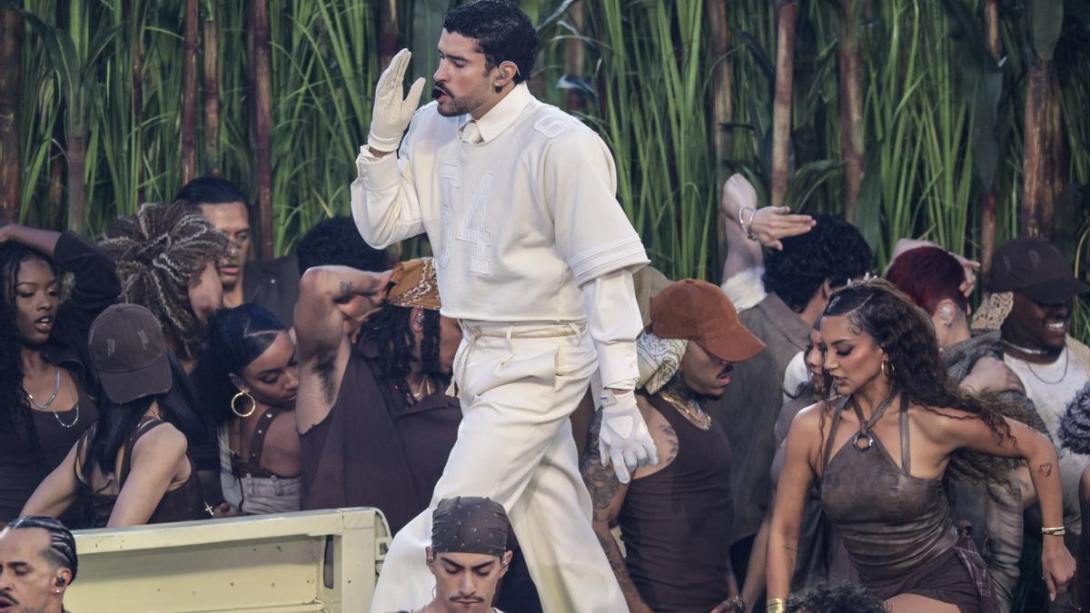 Bad Bunny protagoniza el descanso de la Super Bowl.