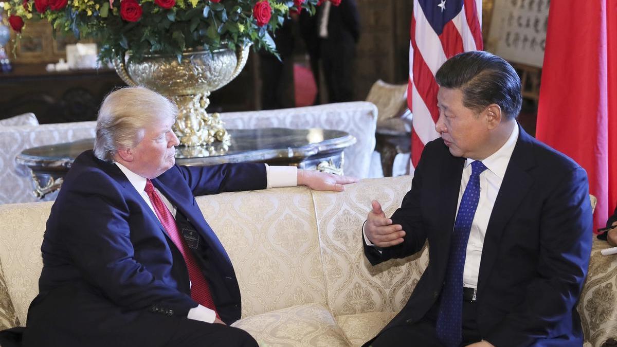 El presidente de Estados Unidos, Donald Trump, y su homólogo chino, Xi Jinping, reunidos en una imagen de archivo.