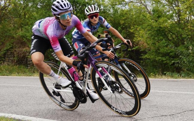 Laboral Kutxa-Euskadik Frantziako Tourreko taldea iragarri du, Ostolaza eta Santesteban buru direla.