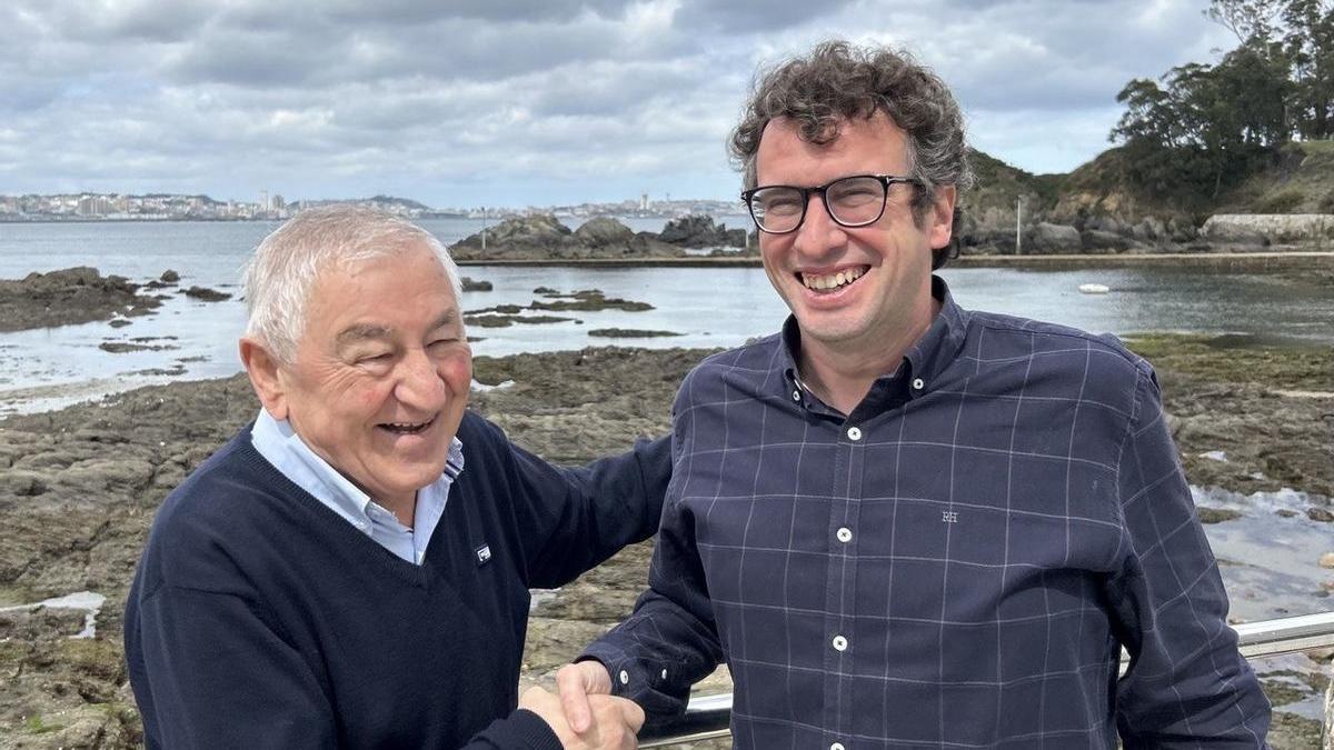 El sindicalista Suso Díaz y el candidato de Por Coruña a la alcaldía, José Manuel Sande.