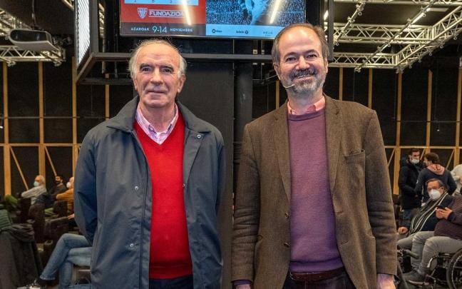 José Ángel Iribar y Juan Villoro.