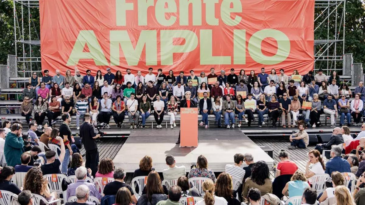 La exalcaldesa de Barcelona Ada Colau, durante el acto de presentación de su candidatura a las elecciones generales del 29N, a 17 de octubre de 2026, en Madrid