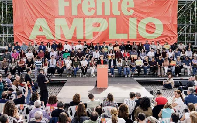 La exalcaldesa de Barcelona Ada Colau, durante el acto de presentación de su candidatura a las elecciones generales del 29N, a 17 de octubre de 2026, en Madrid