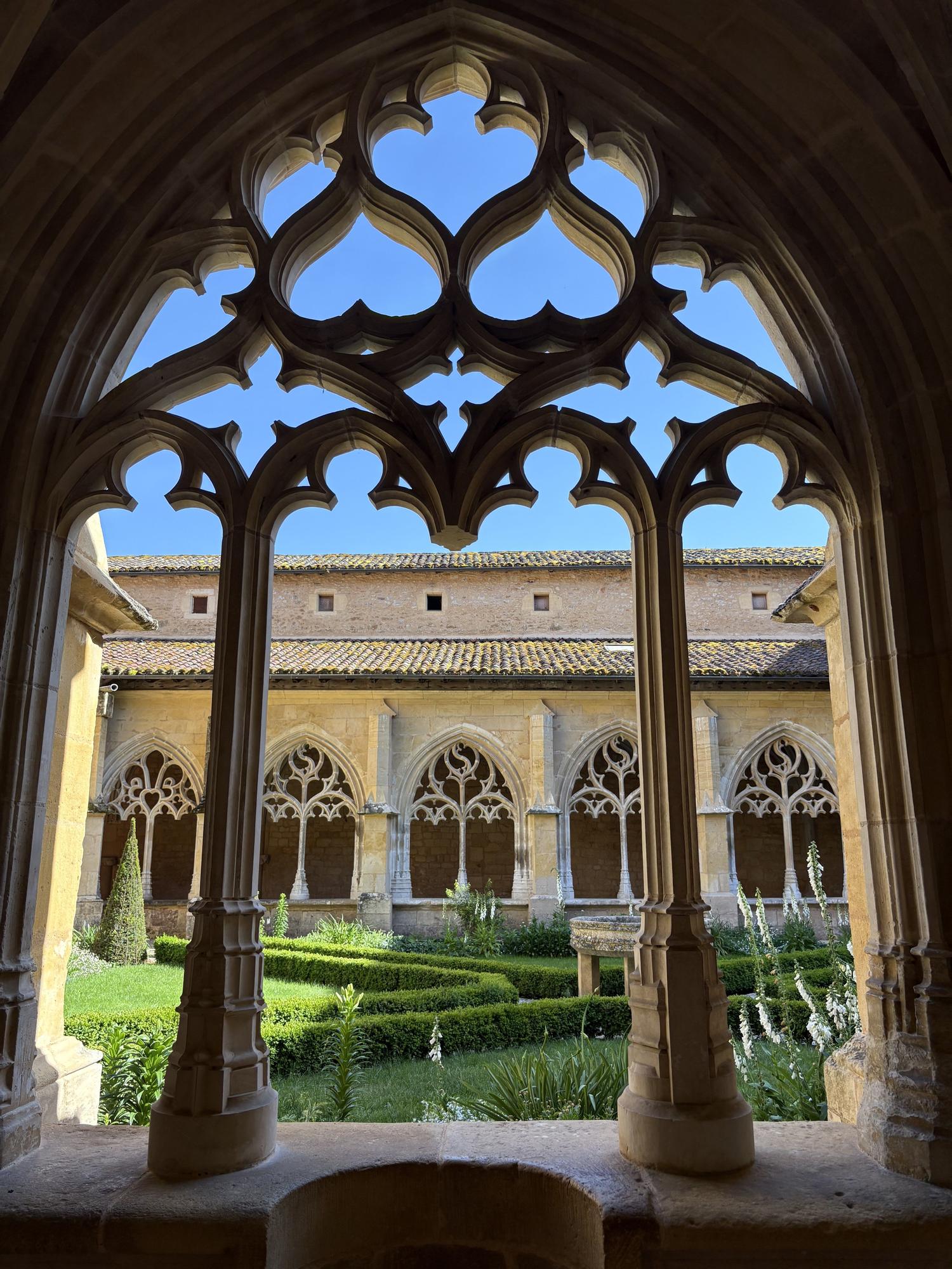 Detalle del claustro de la Abadía de Cadouin.