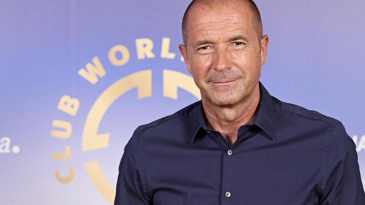 Manu Carreño presenta el 'Mundial de Clubes'.