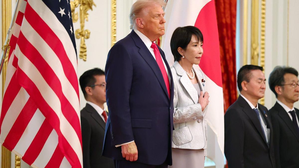 La primera ministra de Japón, Sanae Takaichi, ha mantenido un encuentro bilateral este martes en el palacio Akasaka de Tokio con el presidente de Estados Unidos, Donald Trump.