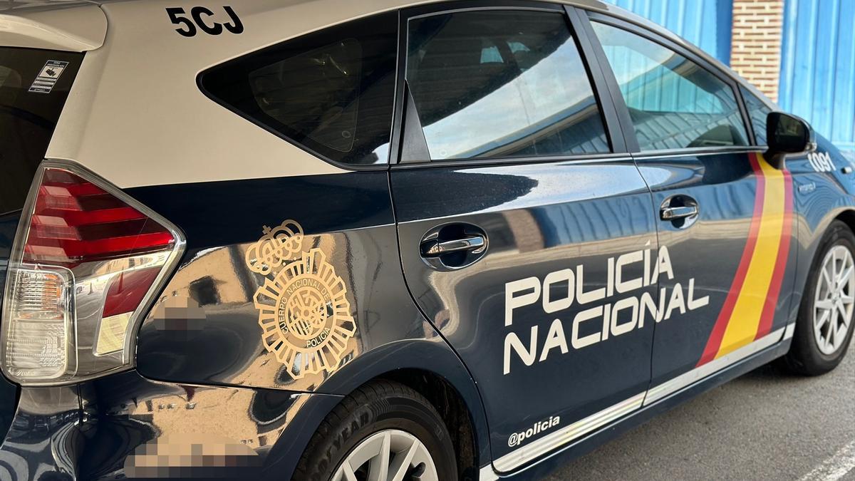 Un coche de la Policía Nacional, en una imagen de archivo.