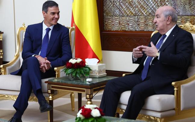El presidente del Gobierno, Pedro Sánchez, visita Argelia.