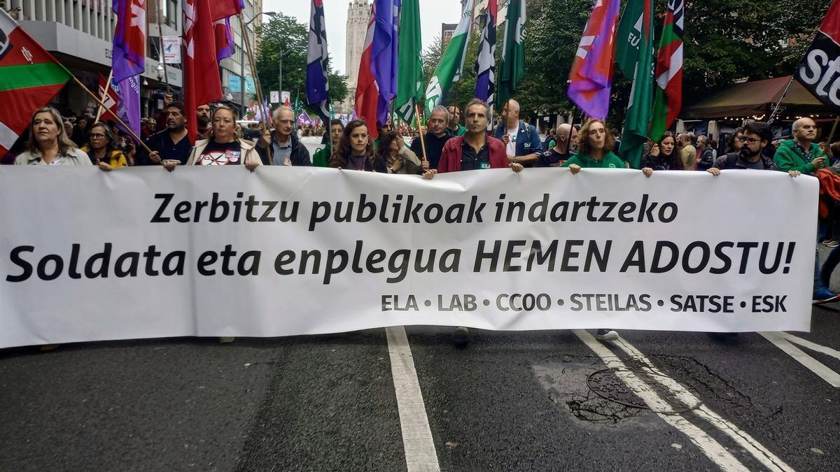 Manifestación de sindicatos del sector público vasco en Bilbao.