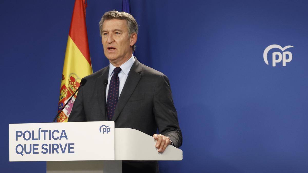 El presidente del PP, Alberto Núñez Feij´´o, durante la presentación de la concentración contra Sánchez bajo el lema "Mafia o democracia"