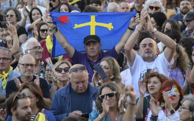 Imagen de la concentración en Oviedo