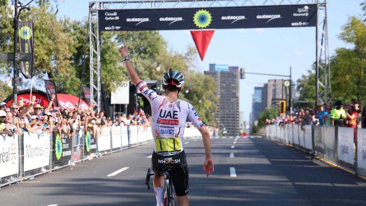 Pogacar se encamina al triunfo en el GP Montreal.