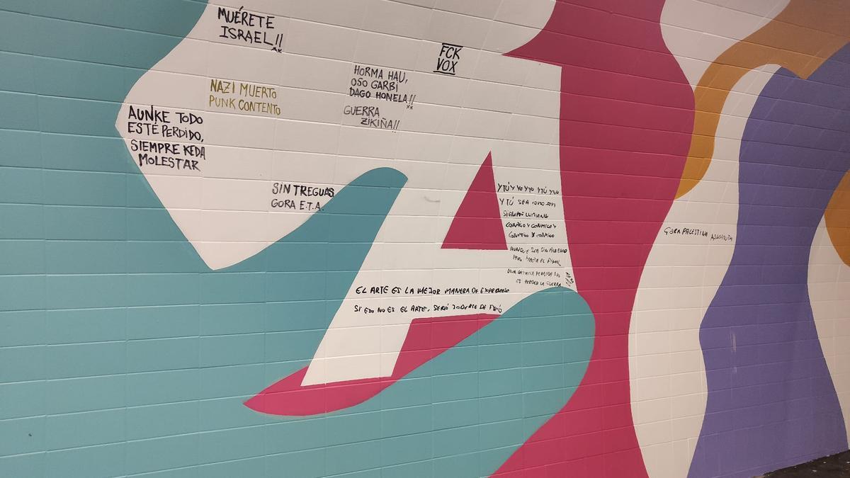 Actos incívicos, como pintadas, dañan viales, túneles y mobiliario urbano de la localidad