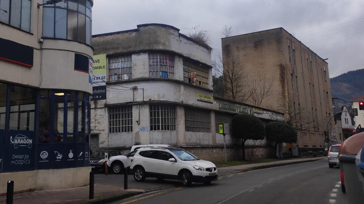 El pabellón de Larrañaga y Elorza va a dar paso a una zona reurbanizada con 80 plazas de aparcamiento y espacios libres.