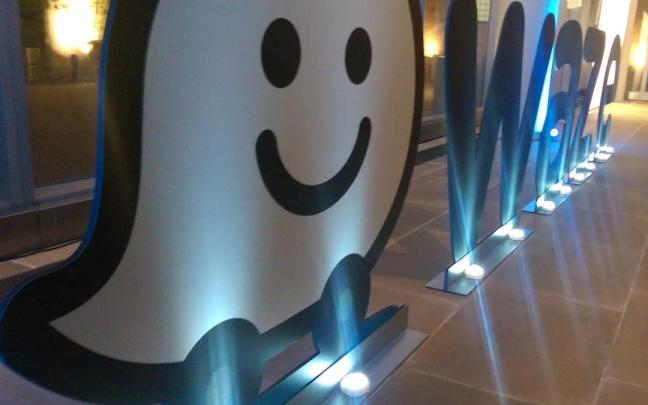 El fantasma logotipo del navegador Waze.