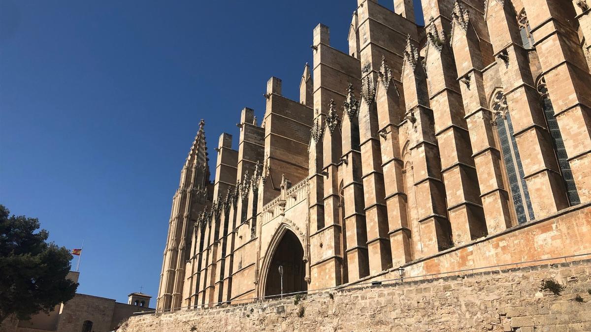 Muro de la catedral de Palma donde han ocurrido los hechos.