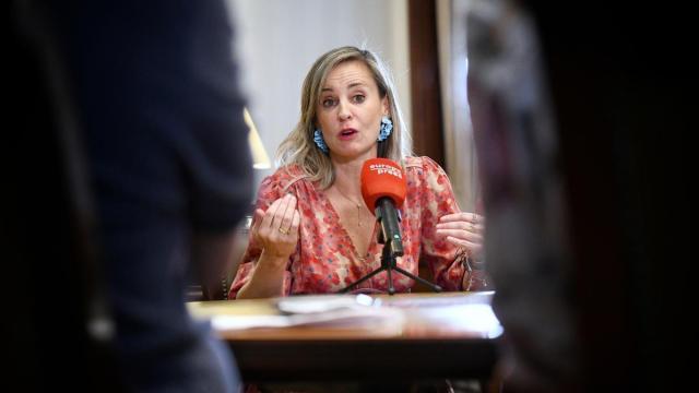 La portavoz de Sumar en el Congreso, Verónica Martínez Barbero, durante una entrevista