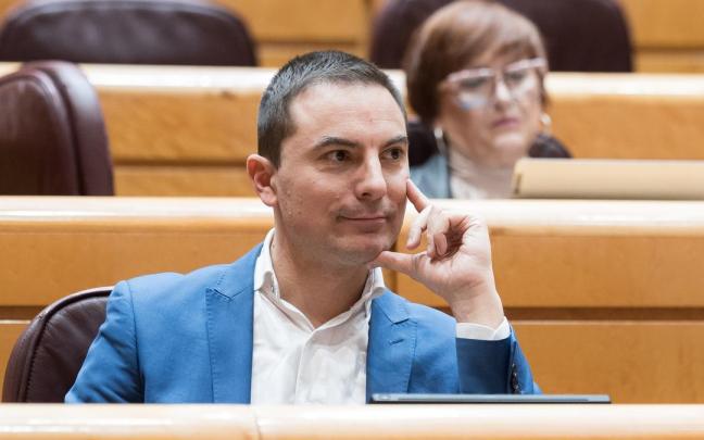El senador del PSOE, Juan Lobato.